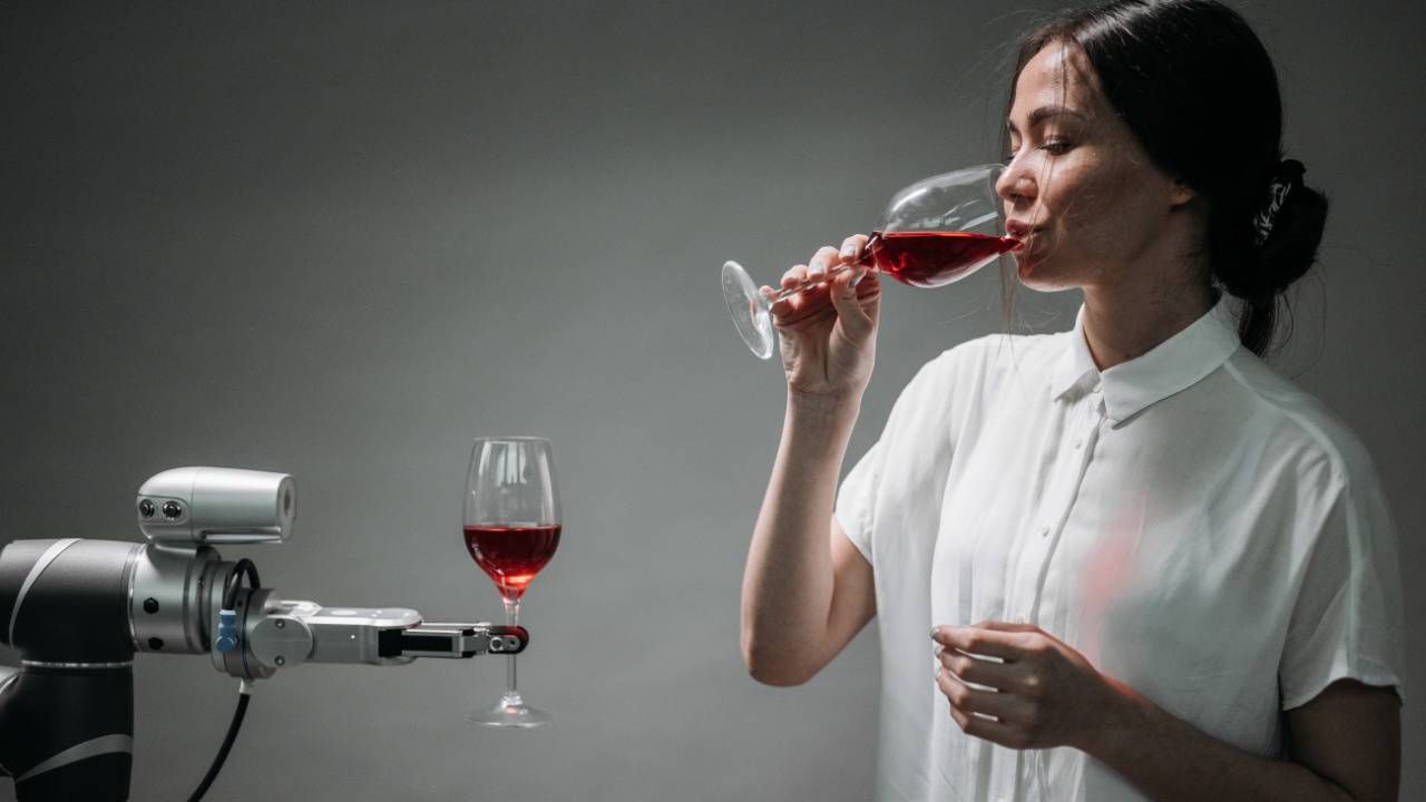 Sharing with the robot (Photo Credit: Pavel Danilyuk, Pexels)